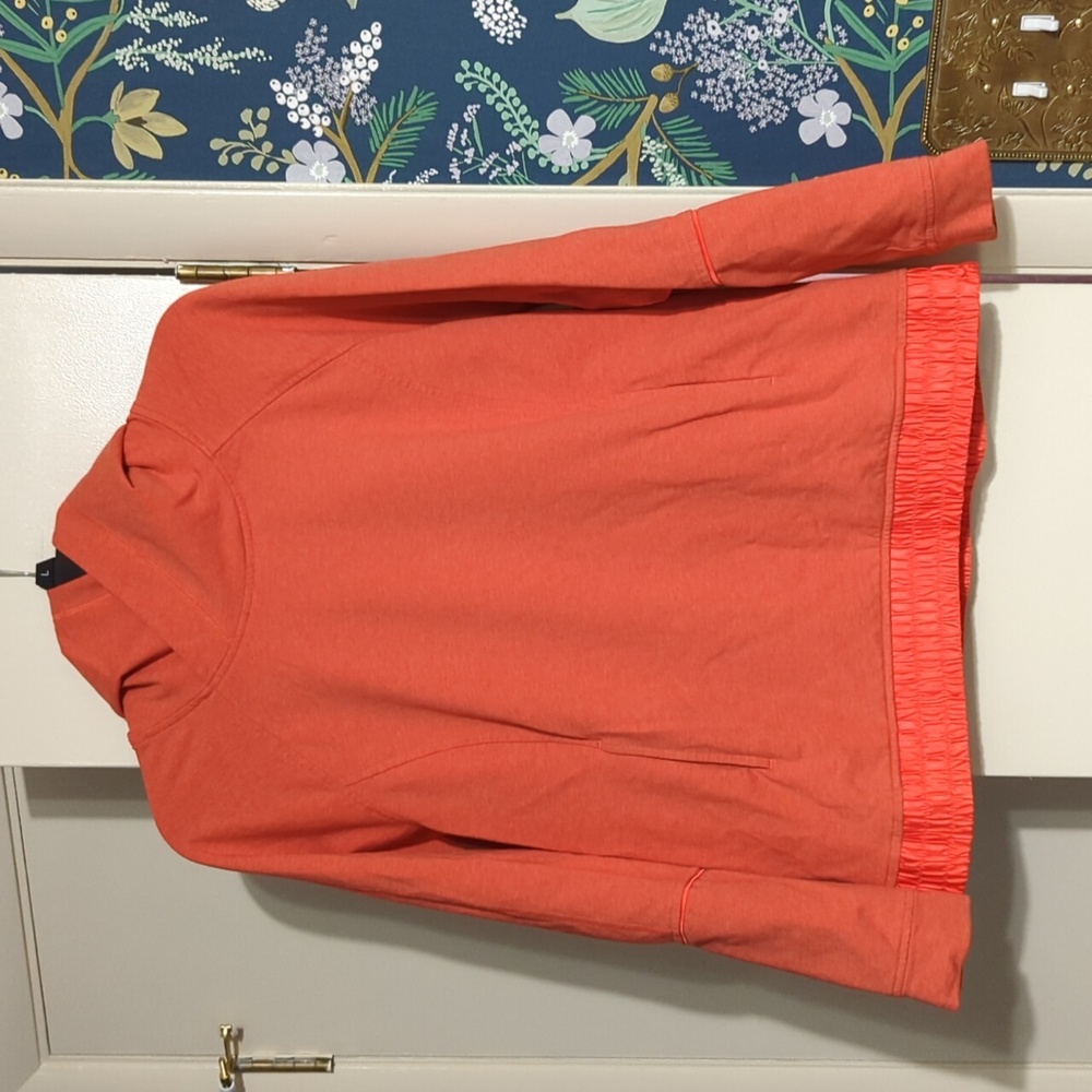 Lululemon All Good Pullover - Picture 2 of 12